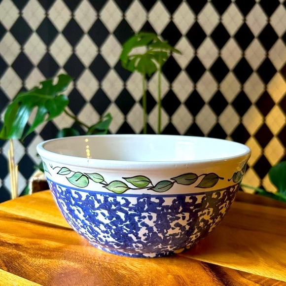 Vintage Hand Painted Large (9”) Ceramic Bowl by Shard Pottery - Picture 4 of 6